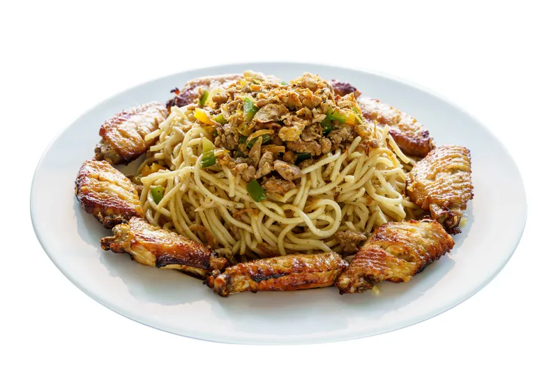 Garlic Noodles With Chicken Wings