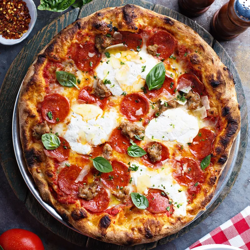 Cheese Pizza With Two Toppings (Large 14")