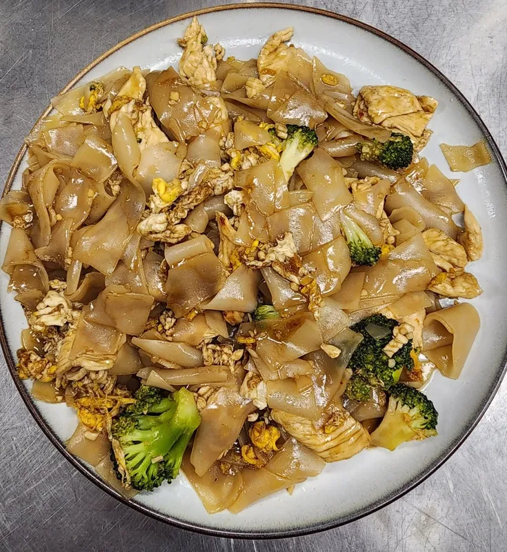 Padsee Eew Noodles