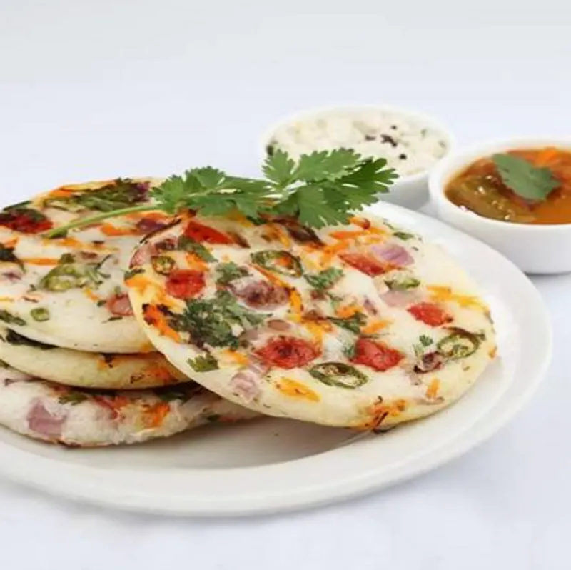 Onion & Chilli Uthappam