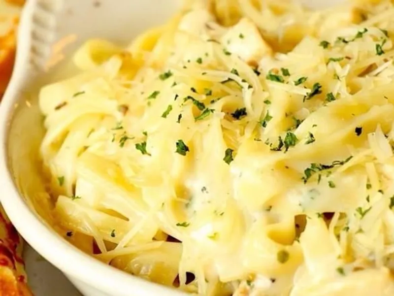 Kids Fettuccine Alfredo