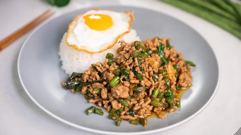 39. Thai Pad Bai Kara Pao