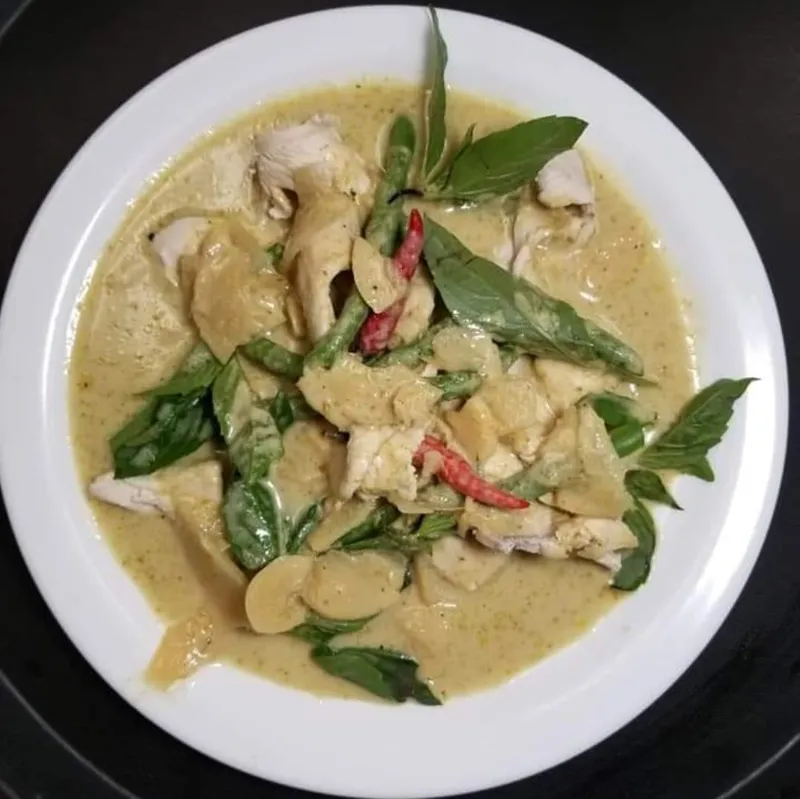 28. Green Curry