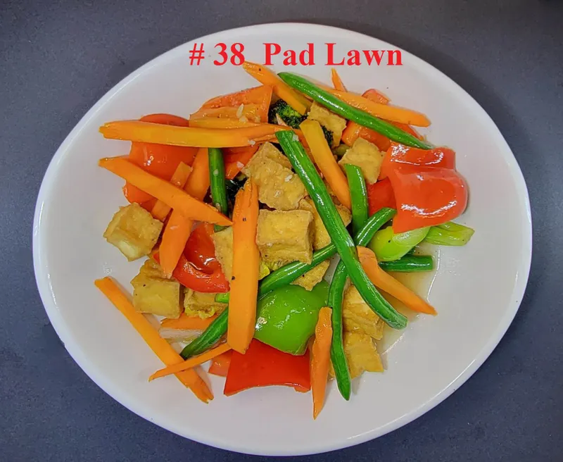 38. Pad Lawn