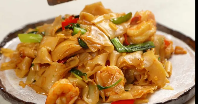 59. Pad Kee Mao