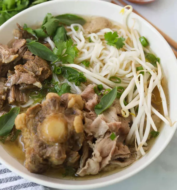 Oxtail pho