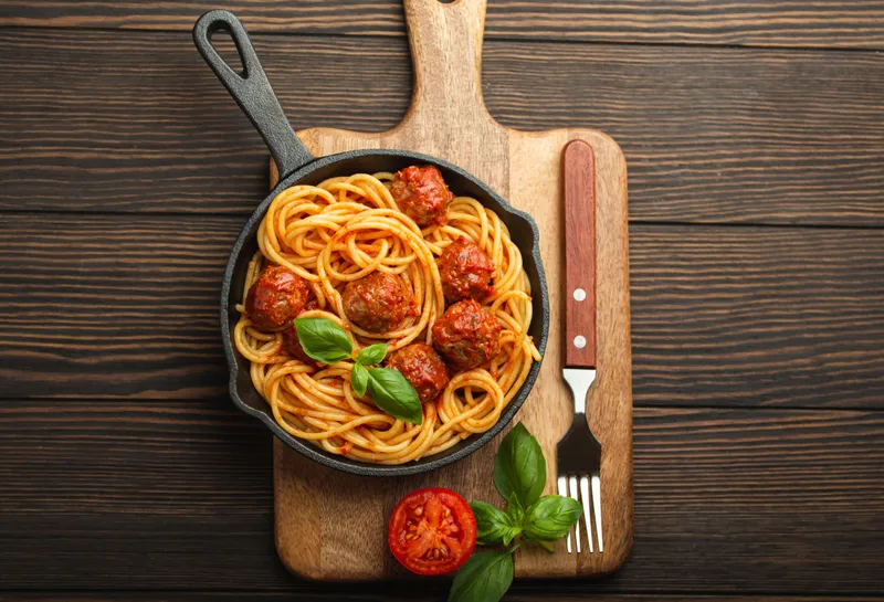 Spaghetti With Meatballs Or Sausage