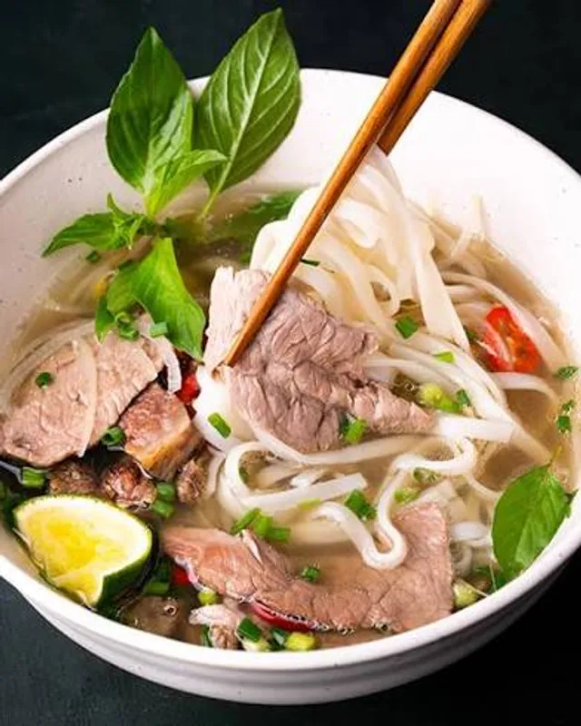 P01. Beef Noodle Soup