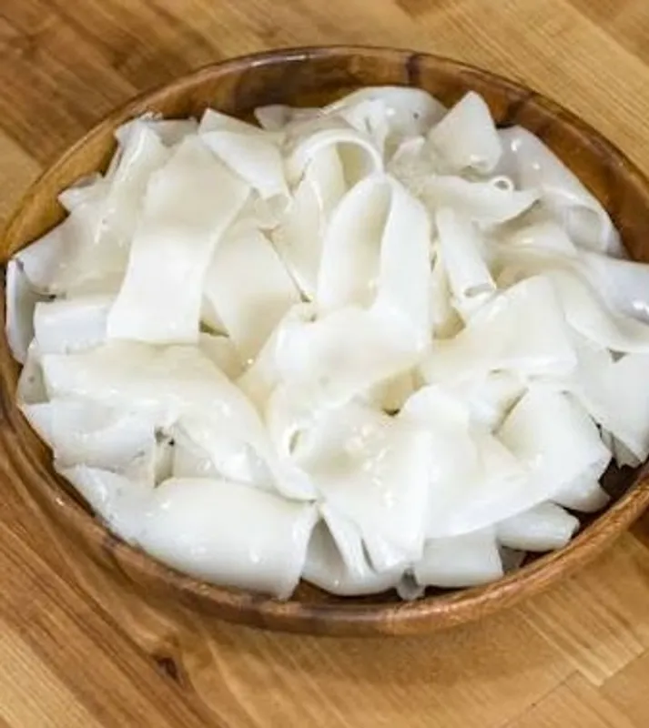 Steamed Big Flat Rice Noodle