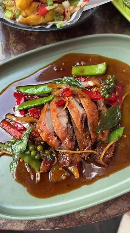 S05. Spicy Basil leave with  Duck