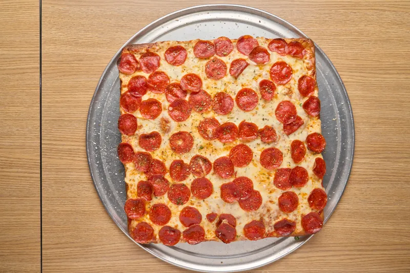 Deep Dish Sicilian Cheese Pizza - 16 Inch