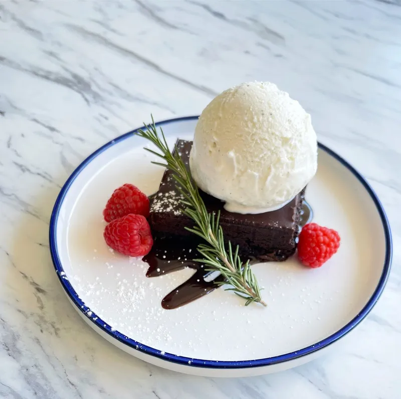 Brownie with Vanilla Ice Cream