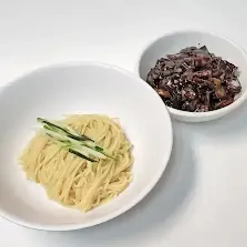 Sam Sun Gan Ja Jang(삼선 간짜장)