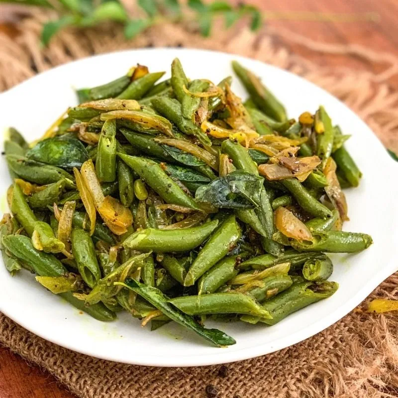 Mezhukkupuratty (1)Lb