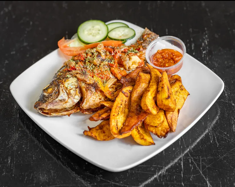 Baked Fish & plantain