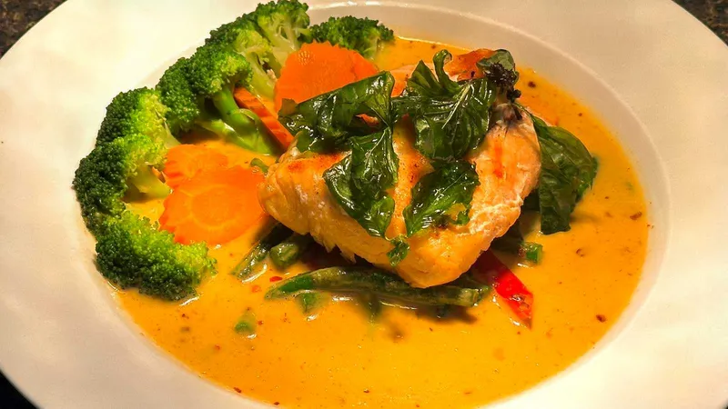 Choo Chee Grilled Salmon