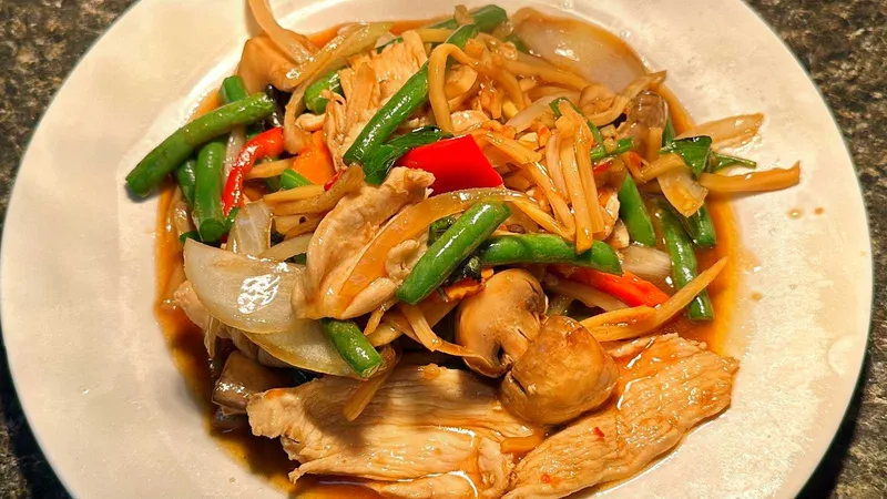 Stir Fried Basil Leaf