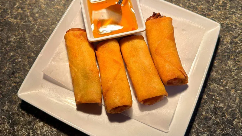 Vegetable Egg Rolls (4)