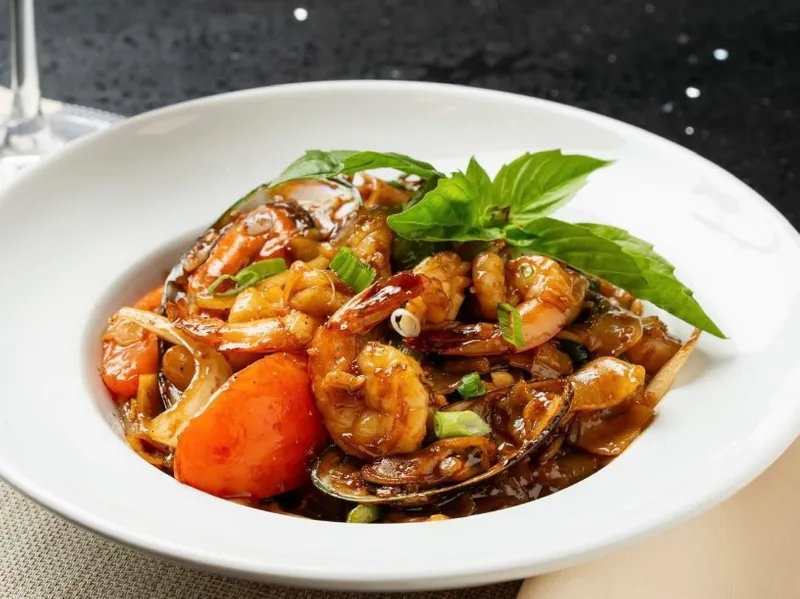 Pad Kee Mao (Drunken Noodle)