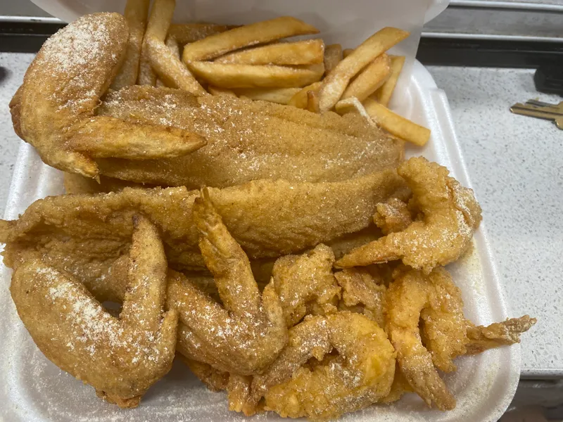 Catfish (1 Pc) + Wings (3 Pcs) + Shrimp (5Pcs) with fries