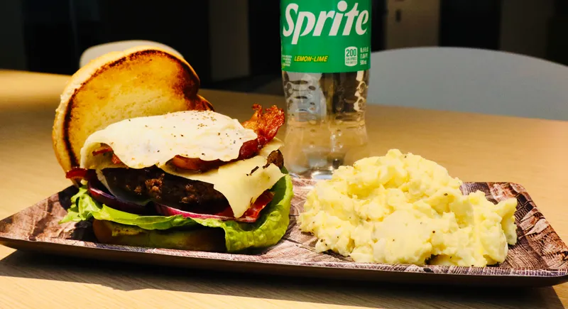 Breakfast Cheese Burger