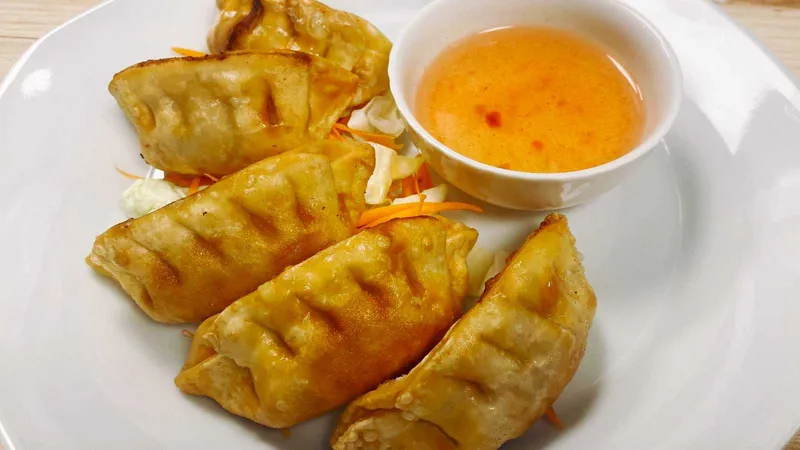 Chicken Potsticker (6)