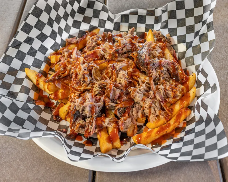 Pulled Pork Plate & 2 Sides
