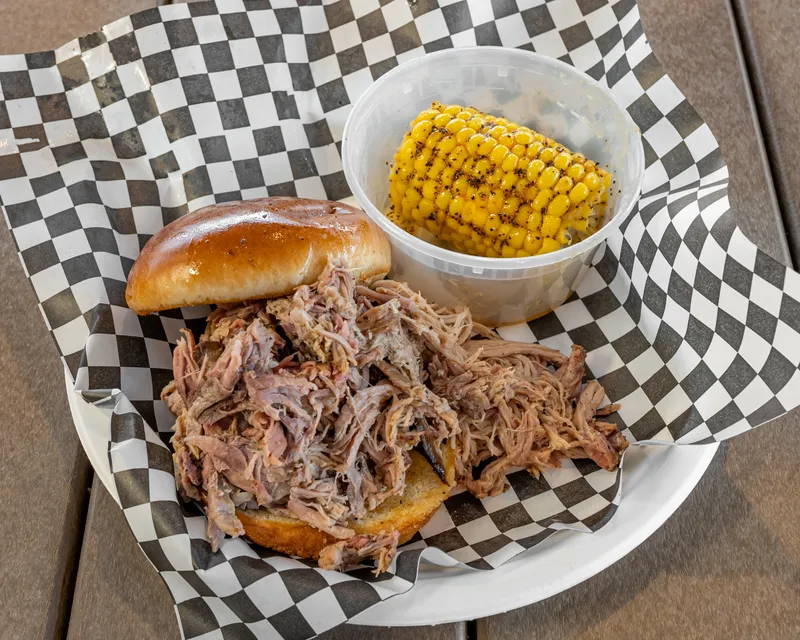 Pulled Pork Sandwich , Side , Drink