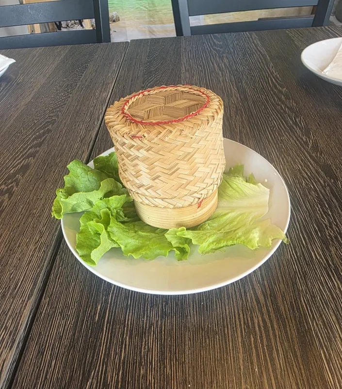 Mov Nplaum (Sticky Rice)