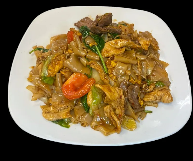 31. Drunken Noodle