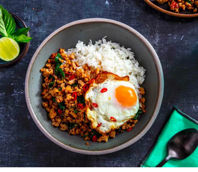 41. Pad Bai Kara Pao