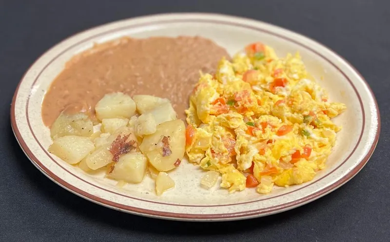 6. Huevos a la Mexicana
