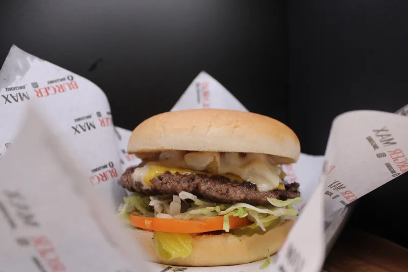 Hawaiian Cheeseburger