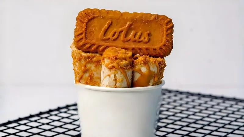 Lo-Lo Lotus (Biscoff) Ice Cream