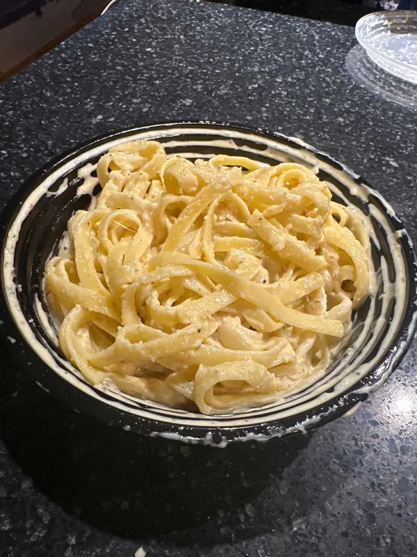 Fettuccine Alfredo
