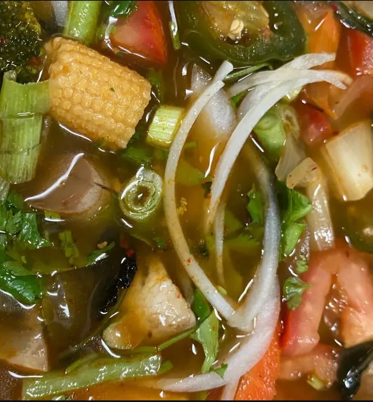 S04. Tom Yum Seafood