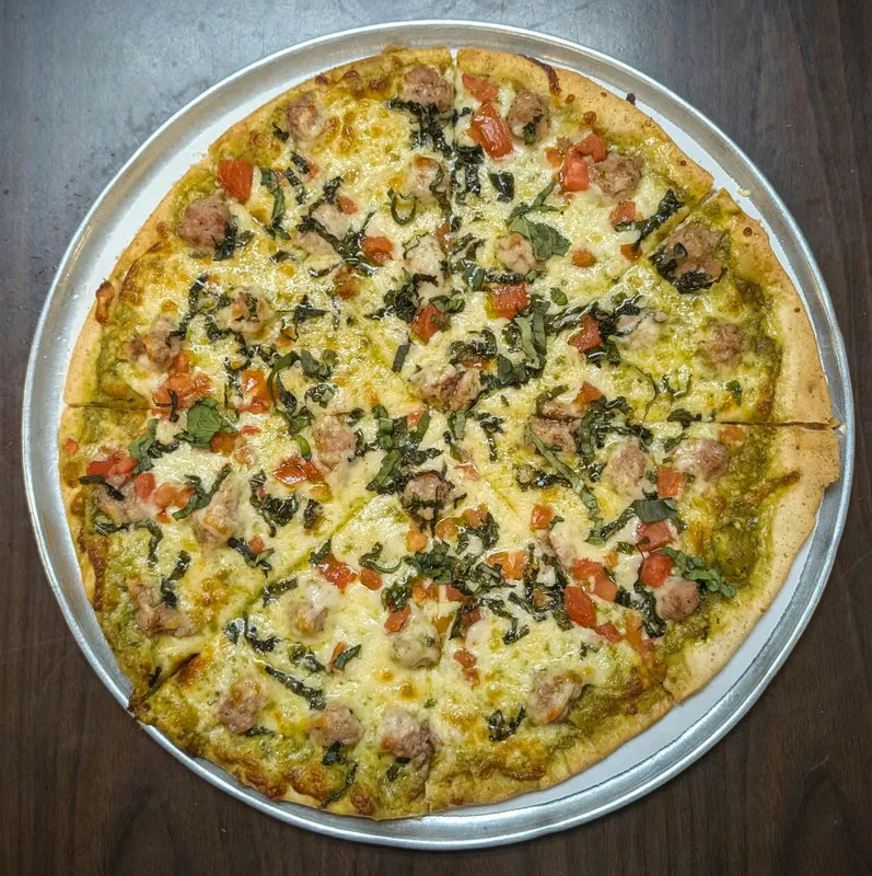 10" Creamy Pesto & Sausage Margherita