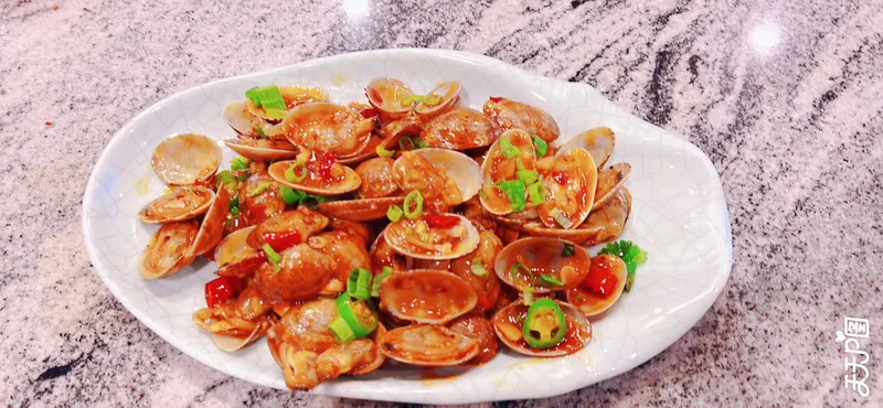 Stir Fried Clam 蒜魚花蛤
