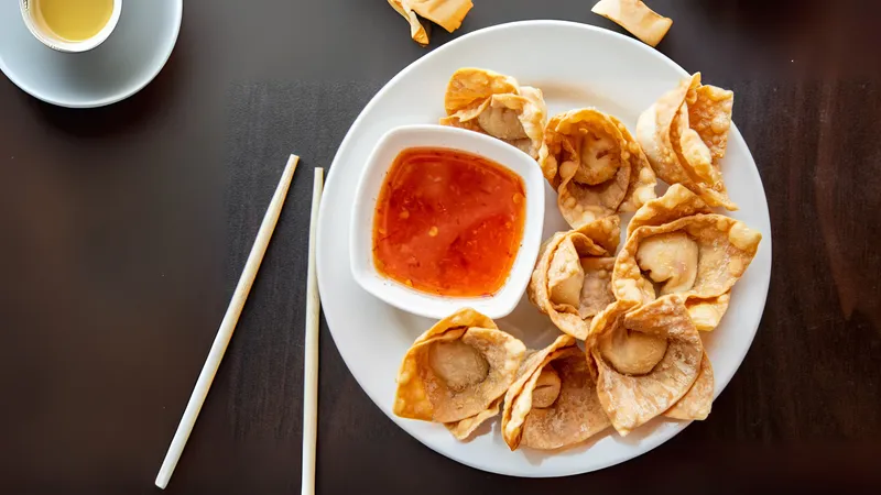 Fried Won Ton (Crab Cheese)