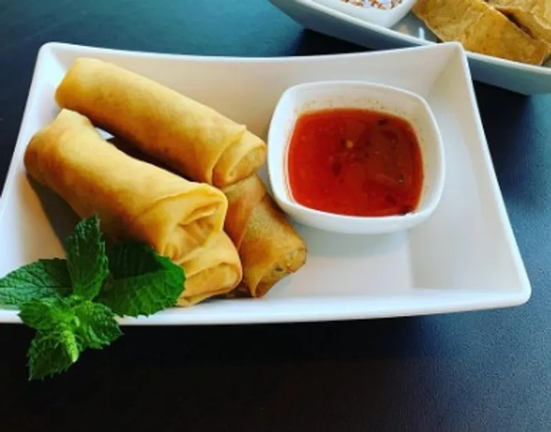Crispy Spring Roll (Por-Pia-Tod)
