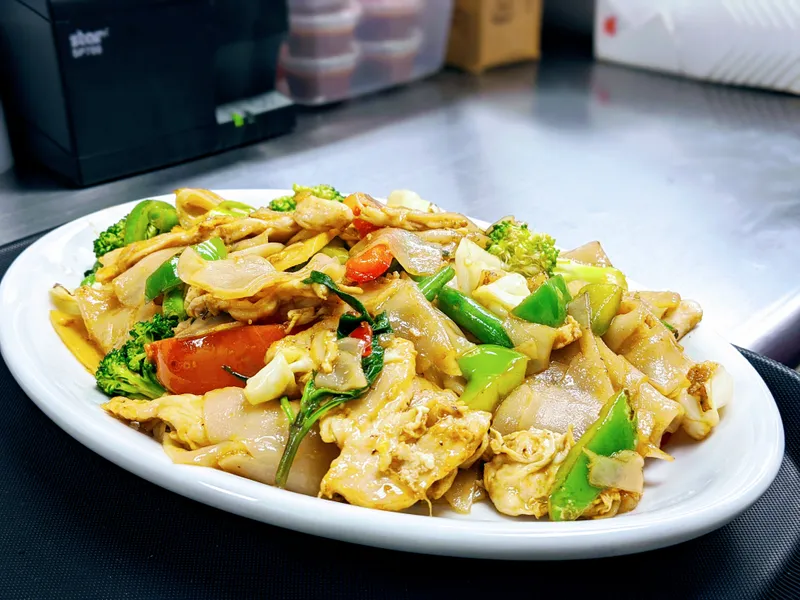 Drunkin Noodle (Pad Khee Mow)