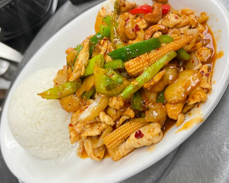 Stir Fried Cashew Nuts (Pad Mad Mamont)