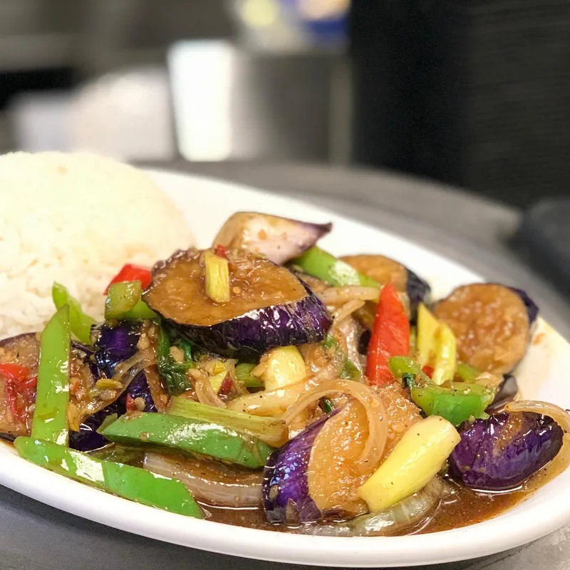Pan Fried Eggplant (Pad Ma Khaeu)