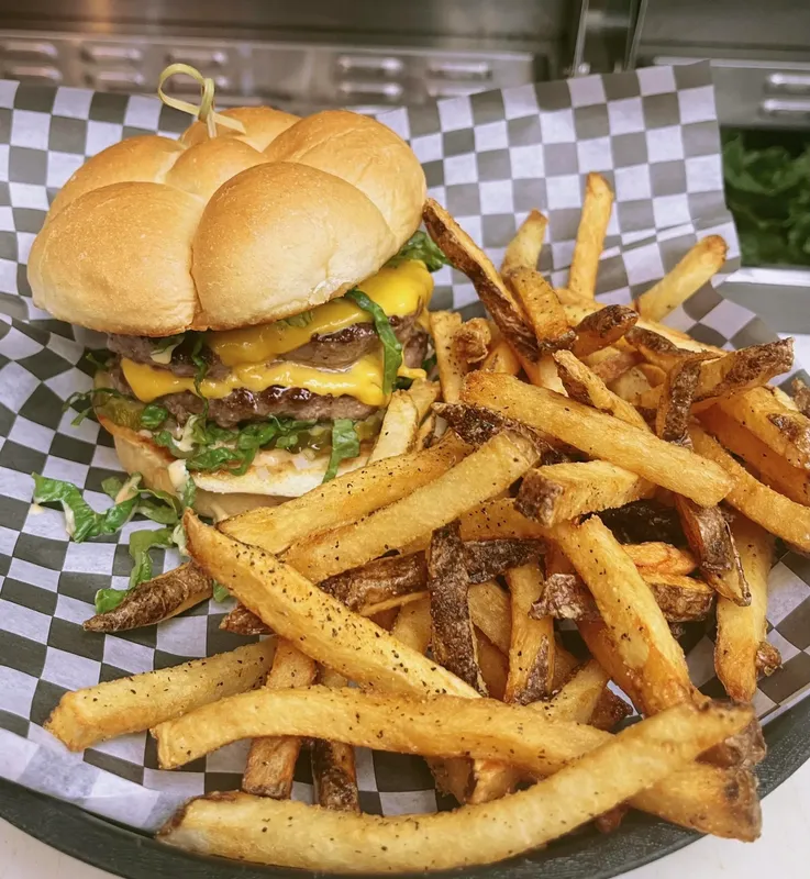 Big Boy Yum Smash Burger