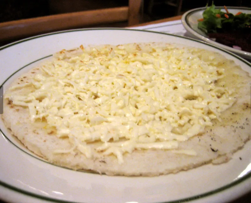 Arepa Con Queso / Corn Cake With Cheese