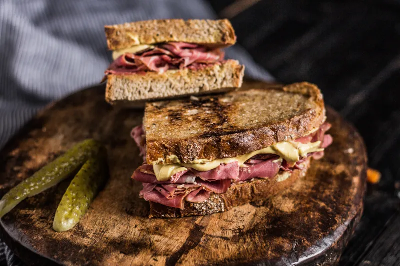 Pastrami King Size Sandwich