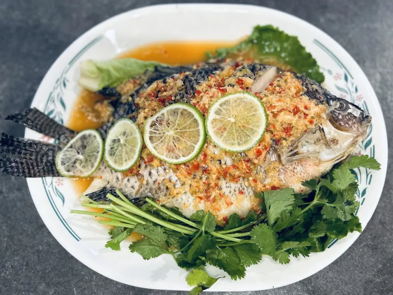 S4.Steamed Tilapia With Lime Sauce