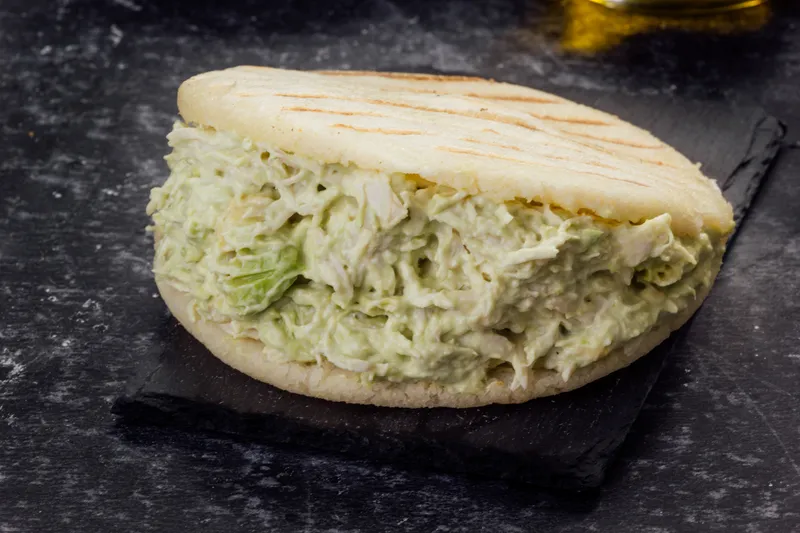 Arepa Reina Pepiada
