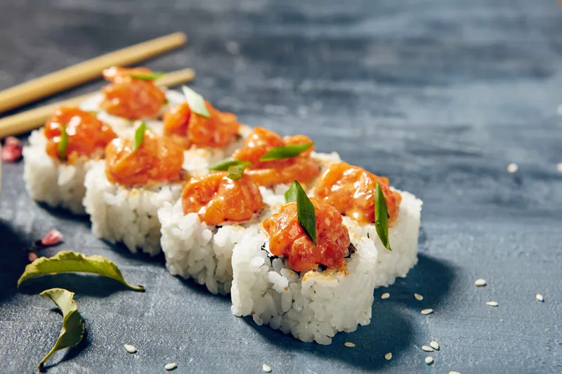 Spicy Tuna Roll (8 Pcs)