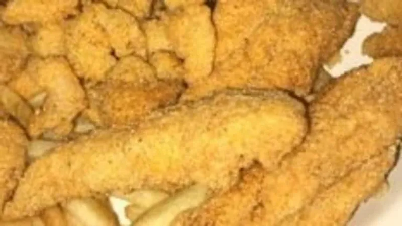 1 Catfish, 4 Shrimp Combo Platter